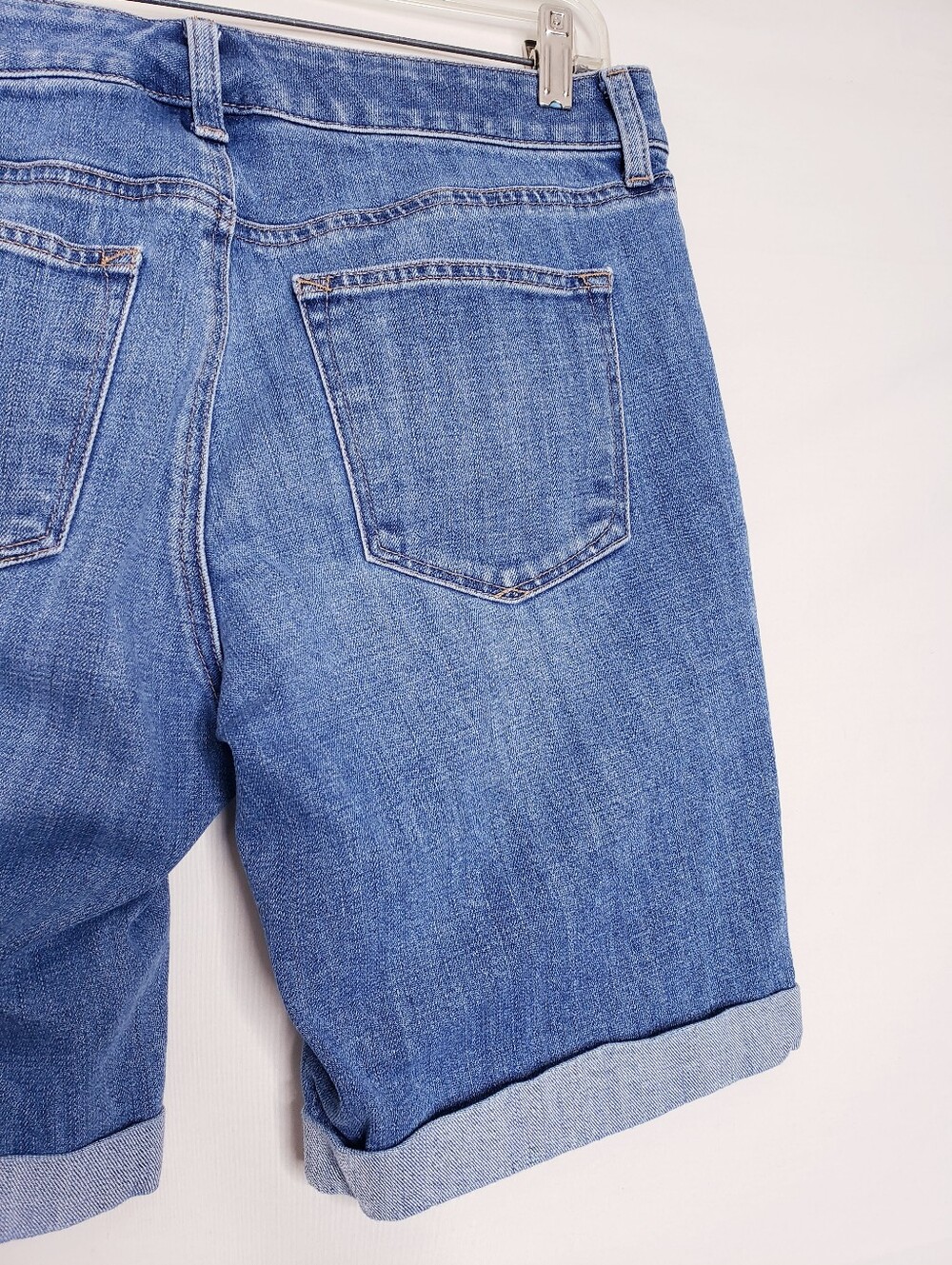 Talbots Flawless Girlfriend Short Stretch Cuffed Denim Jean Shorts Womens Size 6 - Picture 6 of 10